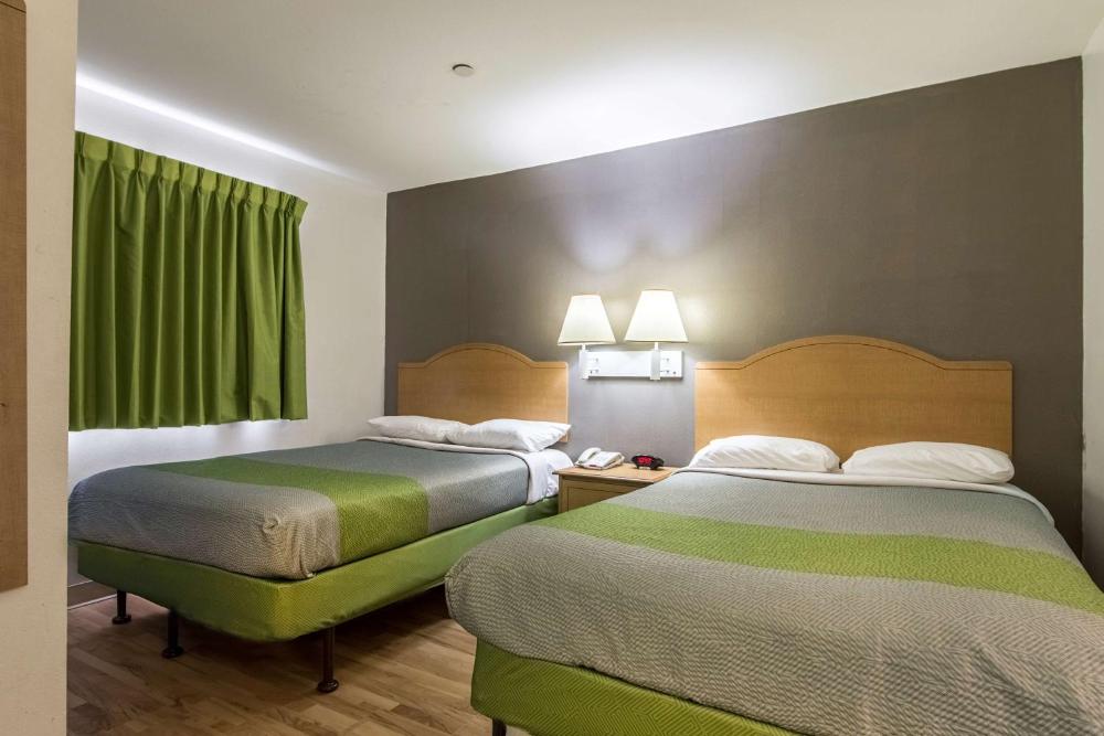 Deluxe Quadruple Room - Smoking interior